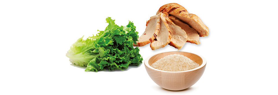 pouletcurry-mit-kraeuterreis-und-salat